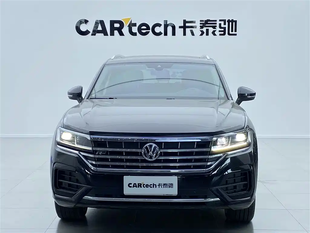 Volkswagen Touareg 2020 2.0TSI Rui Shang Edition China VI фото 2