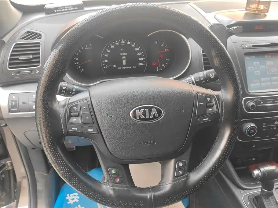 Kia Sorento 2013 2.4L 5-seat Gasoline Luxury Edition фото 15