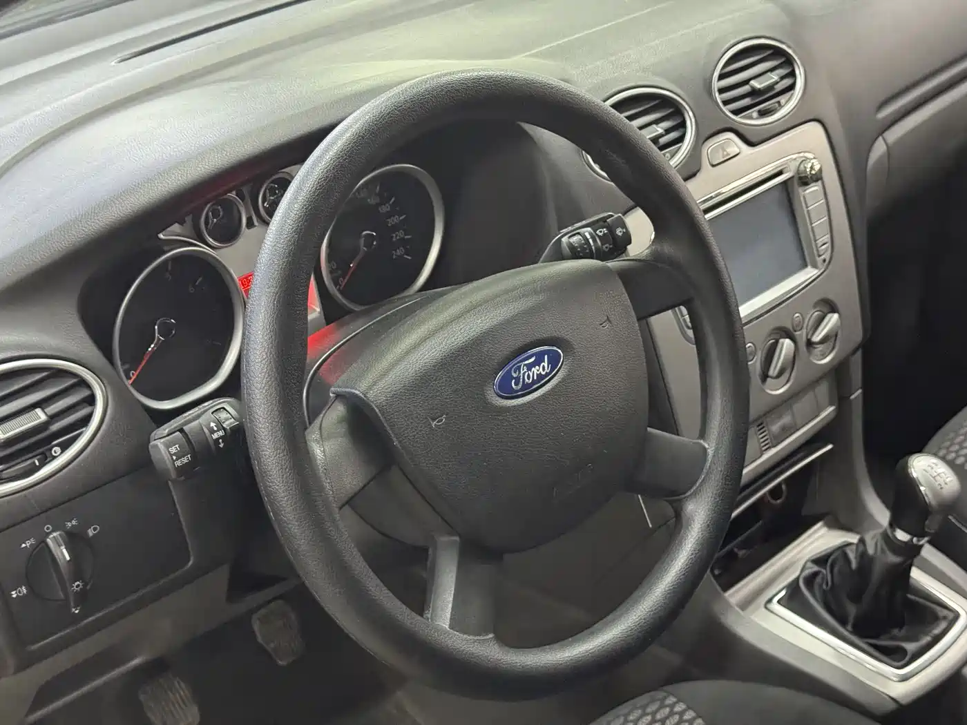 Photo 9 - Ford Focus
