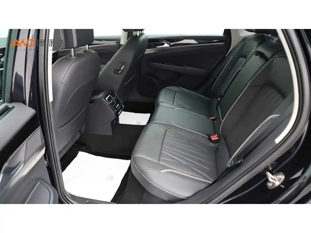 Volkswagen Passat New Energy 2022 430PHEV Hybrid Luxury Edition фото 7
