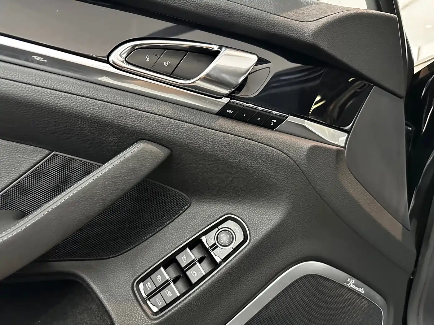 Фото 13 - Porsche Panamera