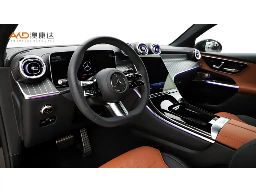Mercedes-Benz GLC Coupe 2025 GLC 300 4MATIC Coupe SUV фото 6