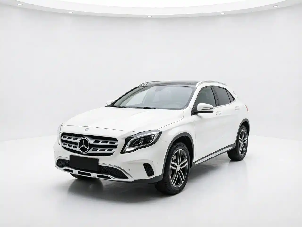 Mercedes-Benz GLA 2017 GLA 200 Fashion