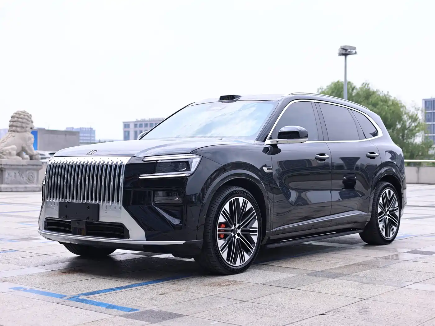 2026 ZEEKR 8X