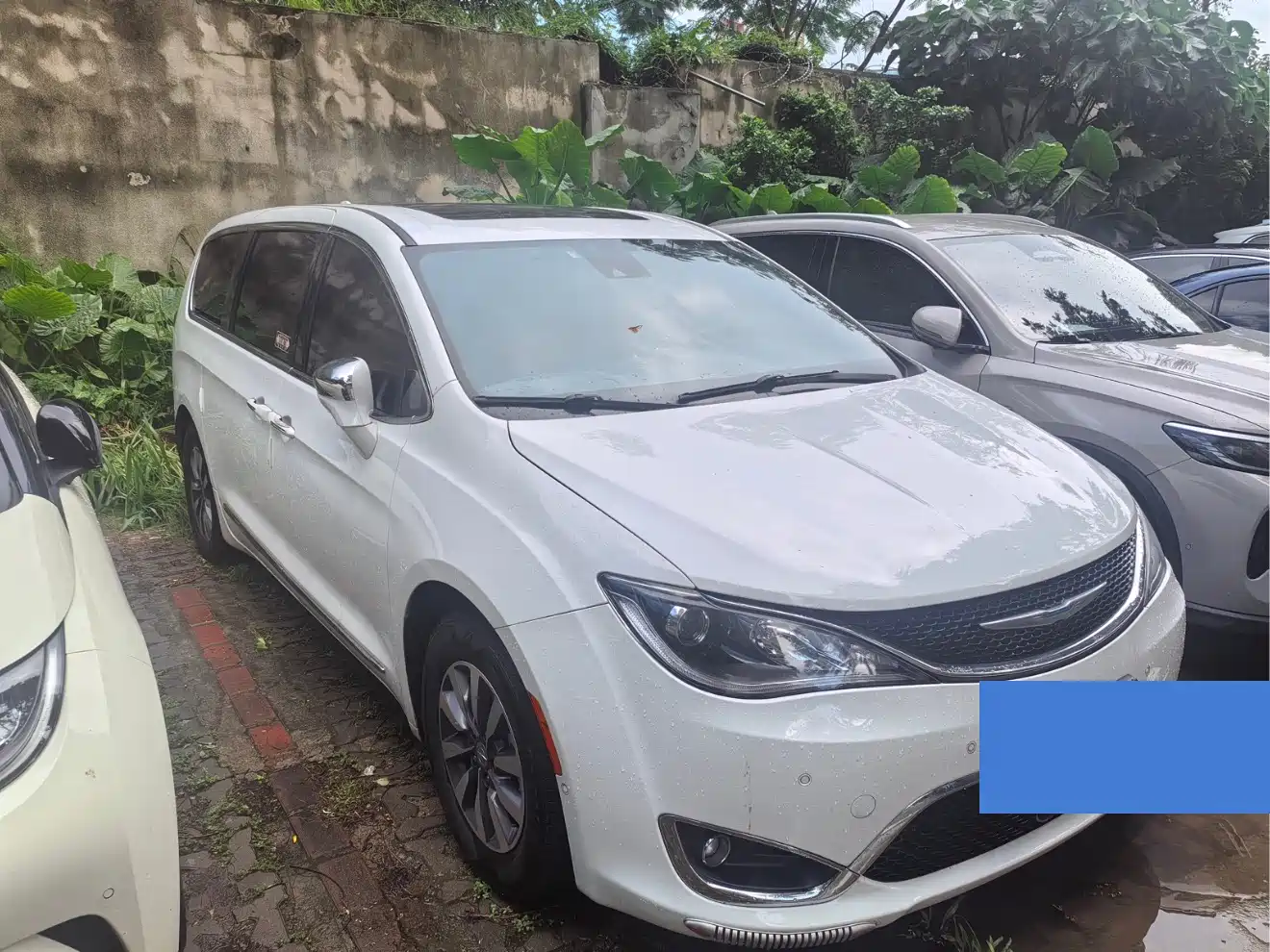 Chrysler Grand Caravan PHEV (Import) 2020 2019 3.6L Plug-in Hybrid
