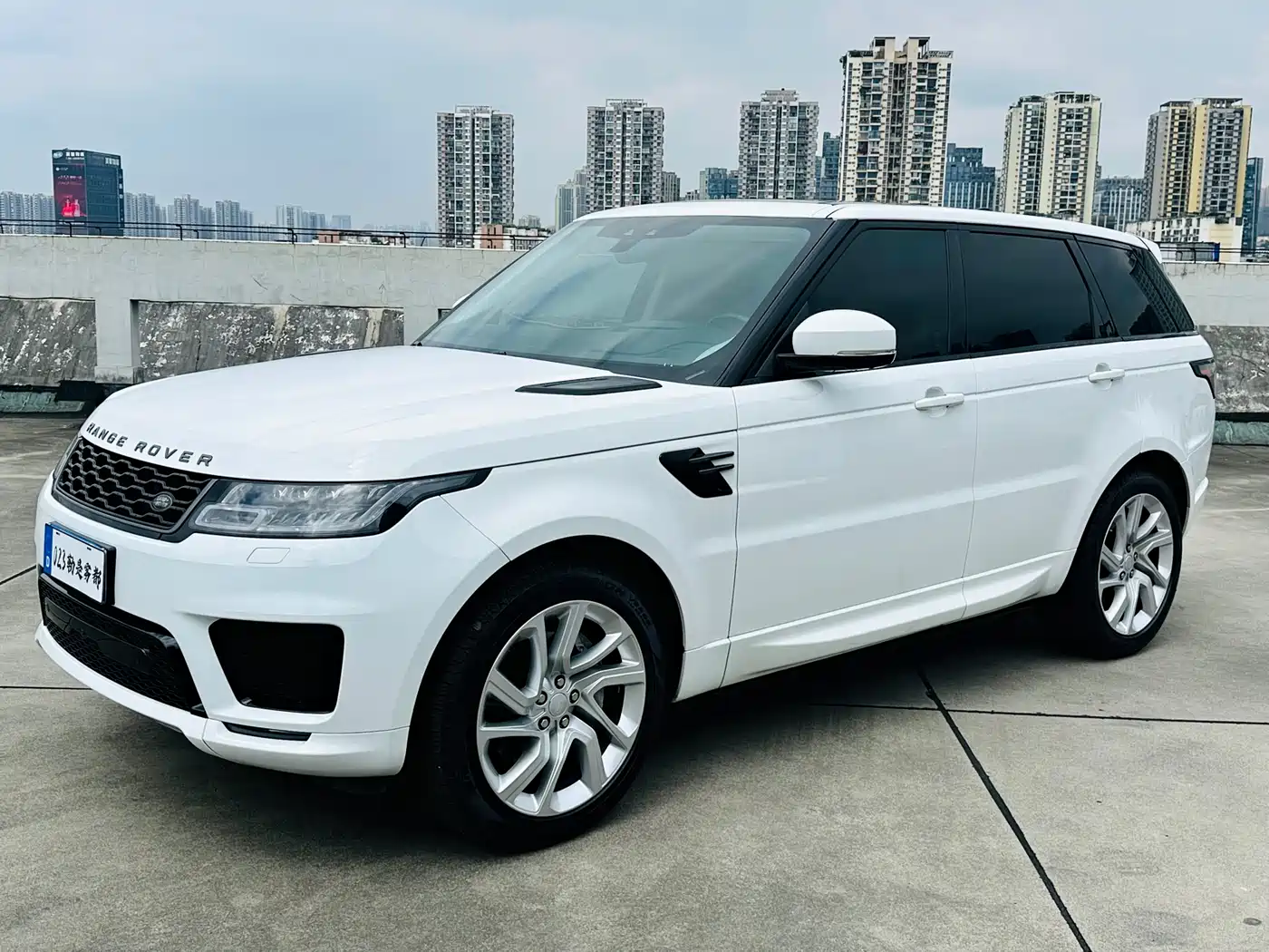 Land Rover Range Rover Sport 2020 3.0 L6 HSE DYNAMIC