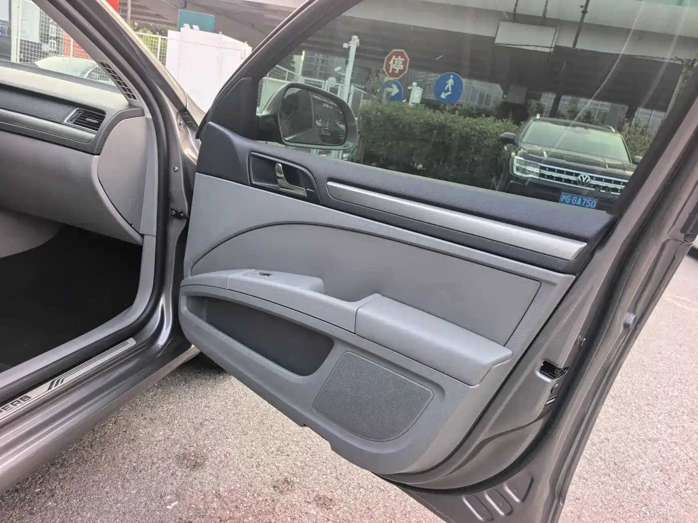 Škoda Superb 2013 1.8TSI Automatic Elegance Edition фото 18