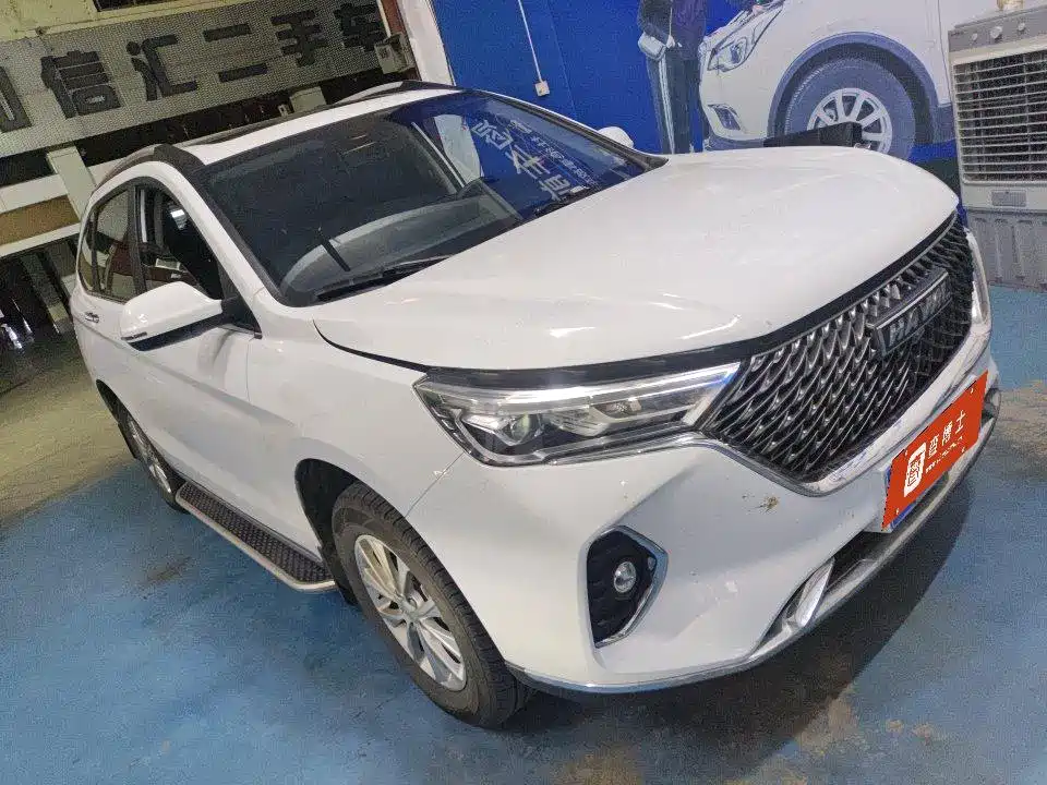 Haval M6 2021 PLUS 1.5T DCT Luxury Smart Connect фото 2