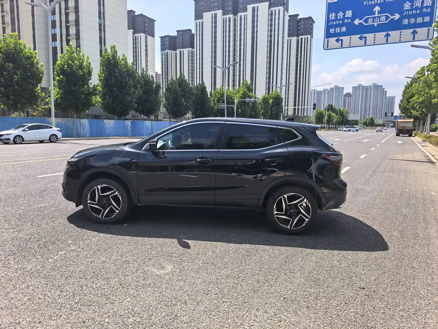 Фото 7 - Nissan Qashqai