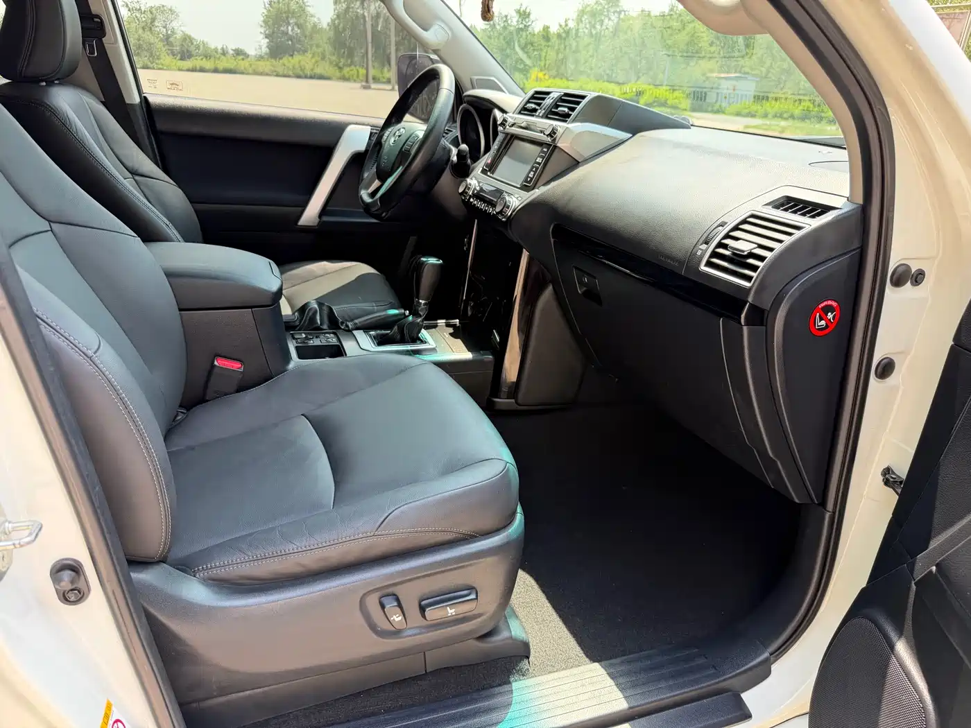 Toyota Prado 2016 2.7L Auto Luxury Edition фото 17