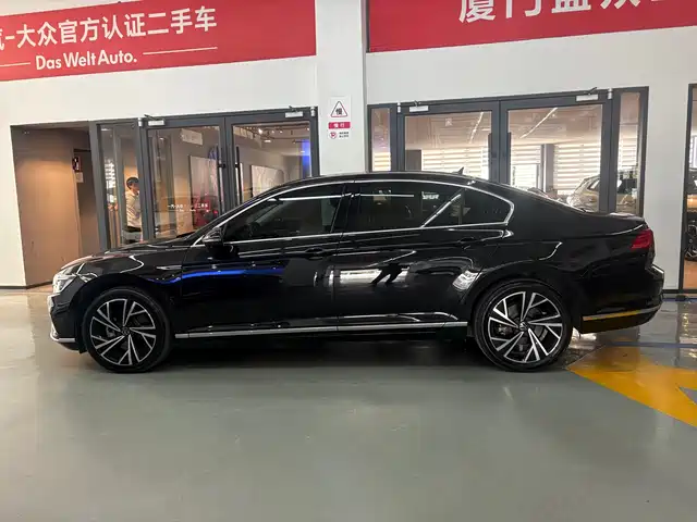 Volkswagen Magotan 2020 330TSI DSG Luxury — фото 4