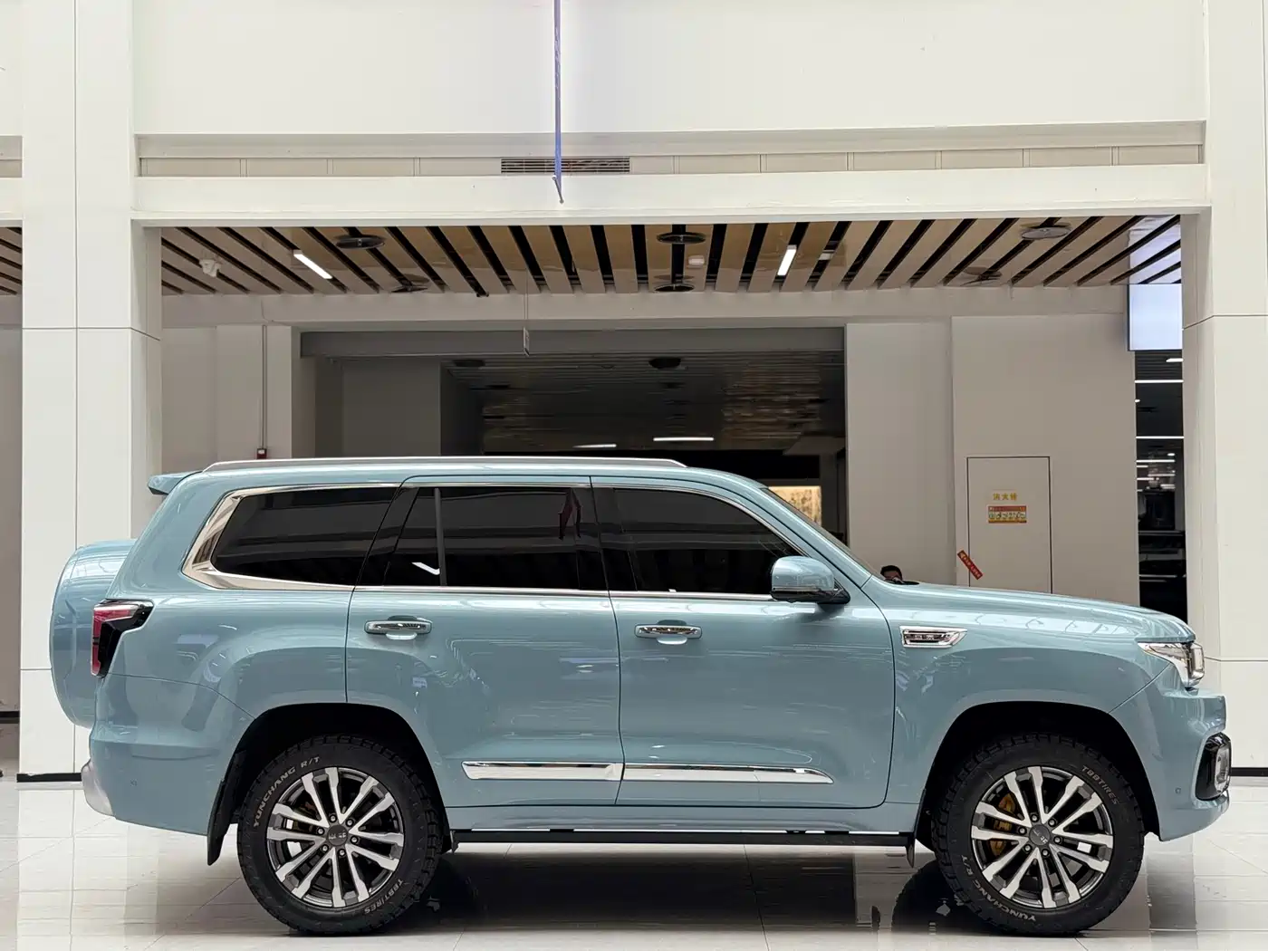 BAIC ORV Beijing Off-Road BJ60 2022 Model 2.0T 11th Edition 5-Seater фото 4