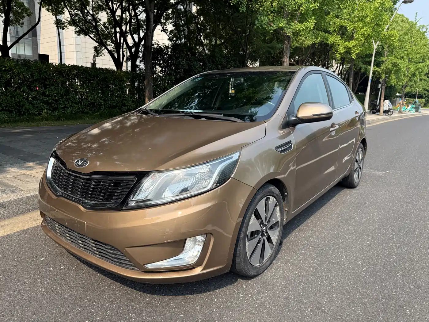Kia K2 2011 Sedan 1.6L AT Premium фото 2