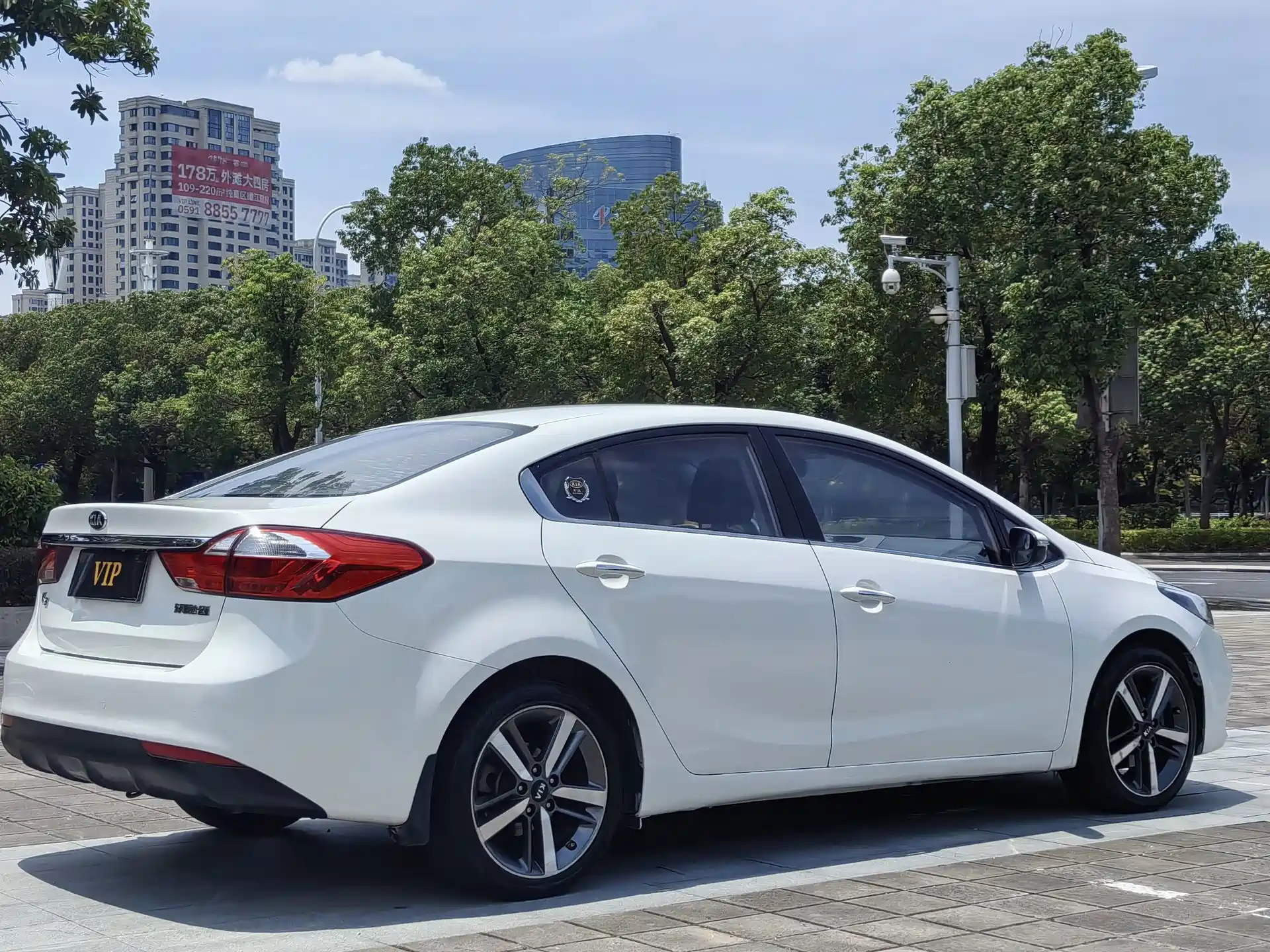 Photo 5 - Kia K3