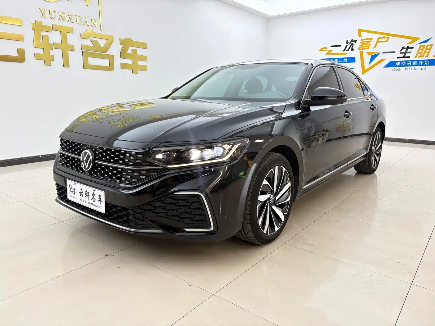 Volkswagen Passat 2022 330TSI Starlight Elite Edition
