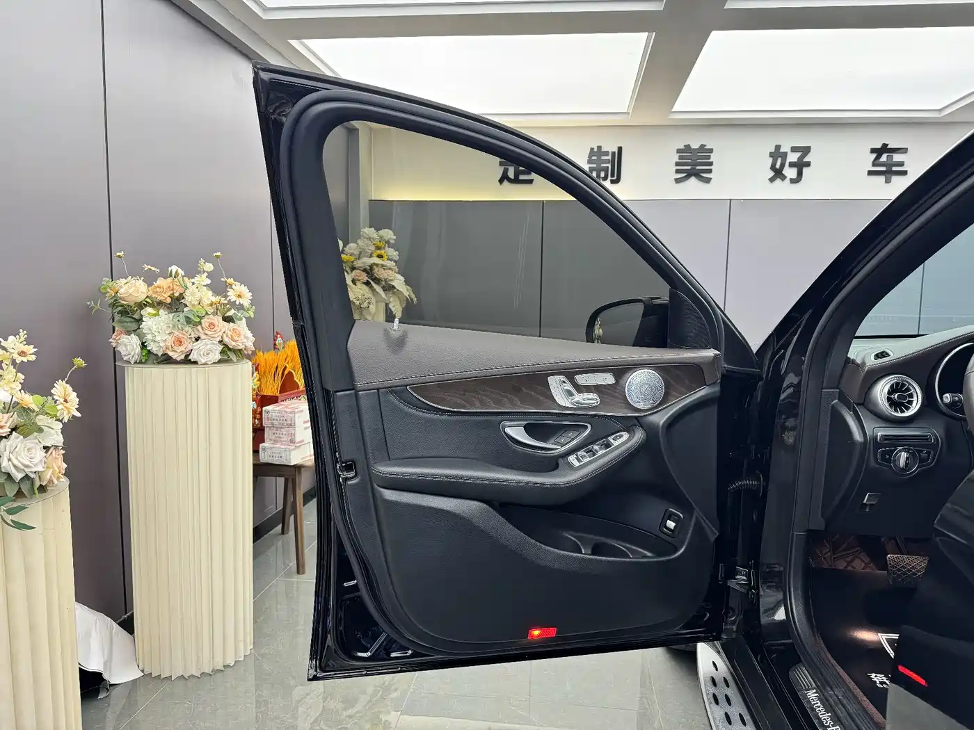 Mercedes-Benz GLC 2020 GLC 300 L 4MATIC Dynamic фото 4