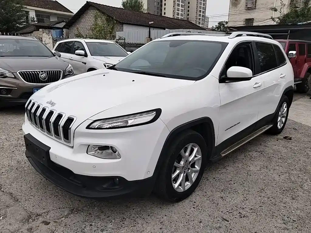 Jeep Cherokee 2016 — пригон из Китая