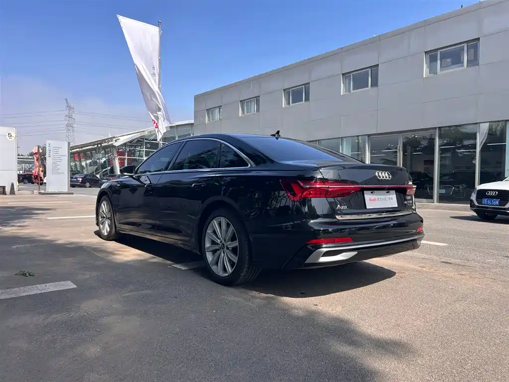 Audi A6L 2024 45 TFSI Premium Dynamic фото 9
