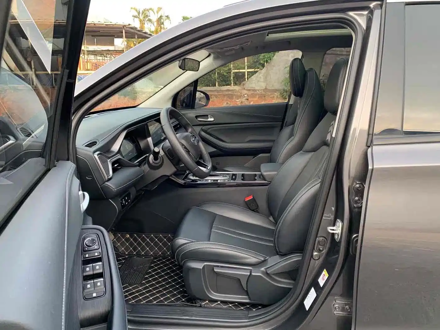 GAC Trumpchi Trumpchi GS4 2022 270T Auto Smart Pilot Edition (Upgraded) фото 4