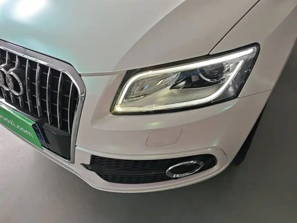 Audi Q5 2017 Plus 40 TFSI Technology фото 24