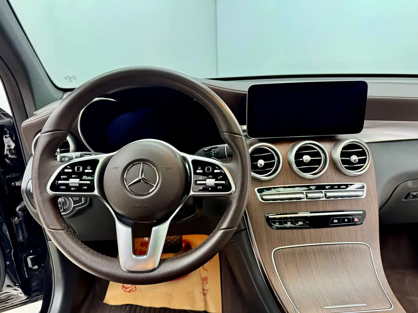 Mercedes-Benz GLC 2021 GLC 300 L 4MATIC Sporty фото 19