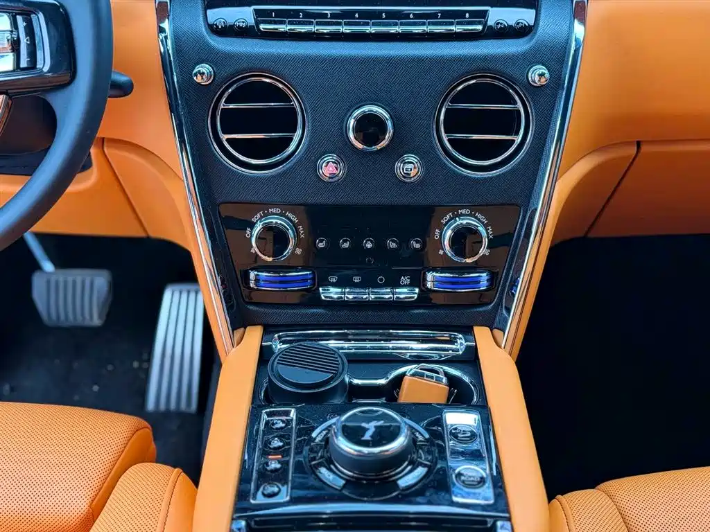Rolls-Royce Cullinan 2024 2024 4-Seater