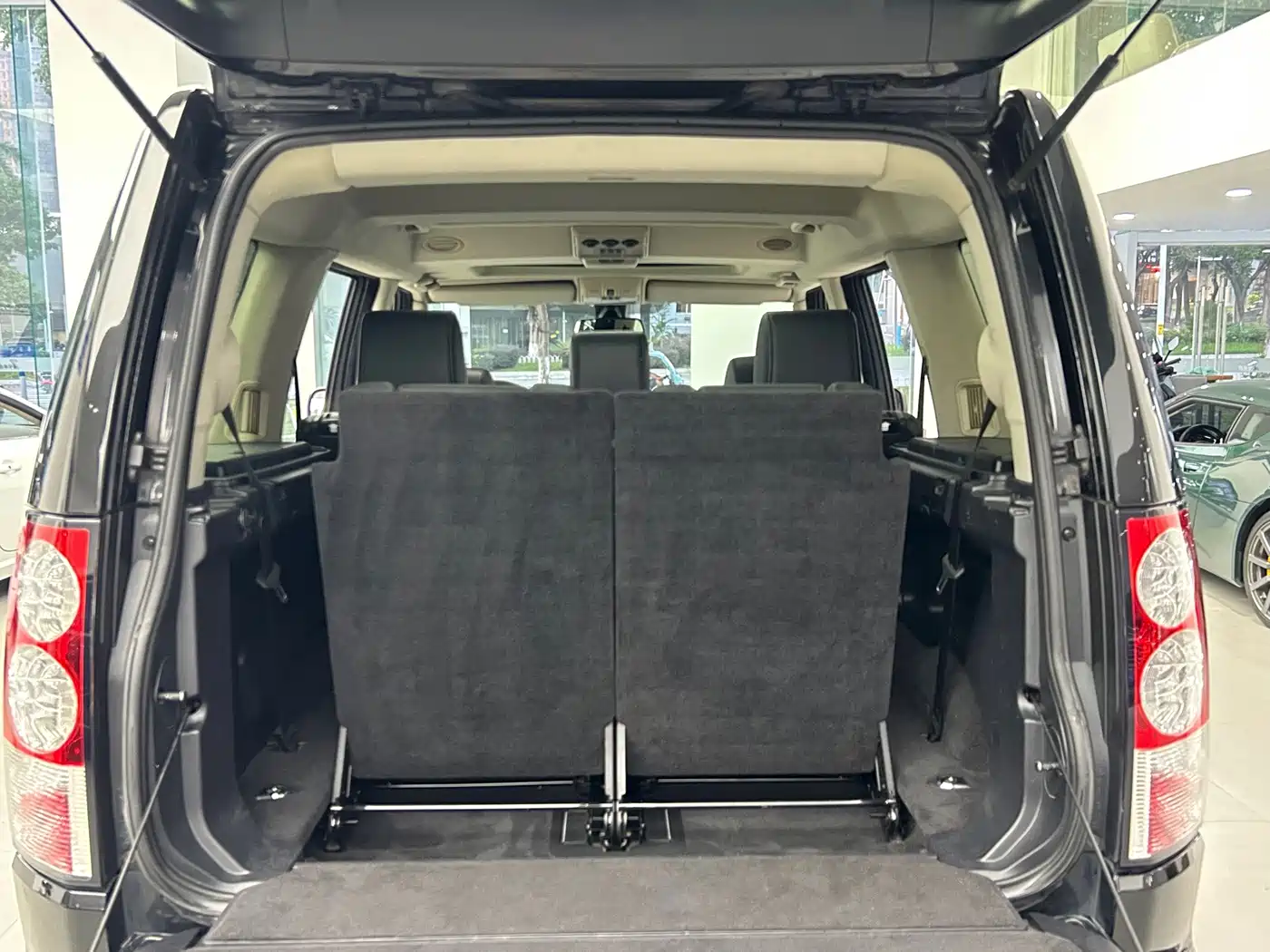 Land Rover Discovery 2012 2012 5.0 V8 HSE