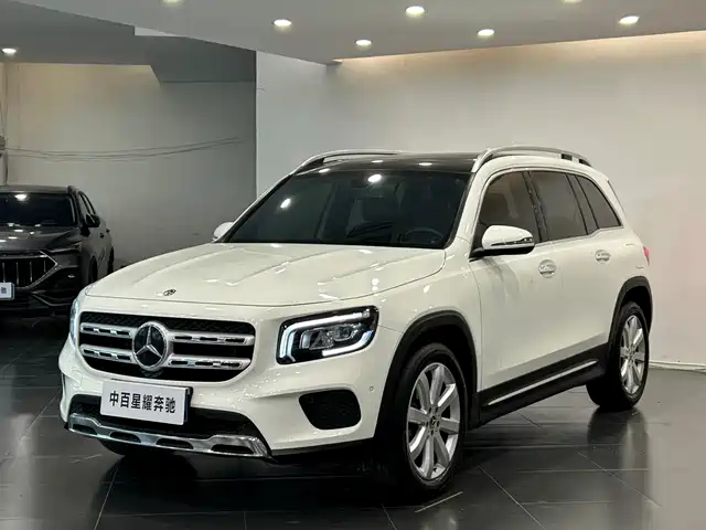MERCEDES-BENZ GLB