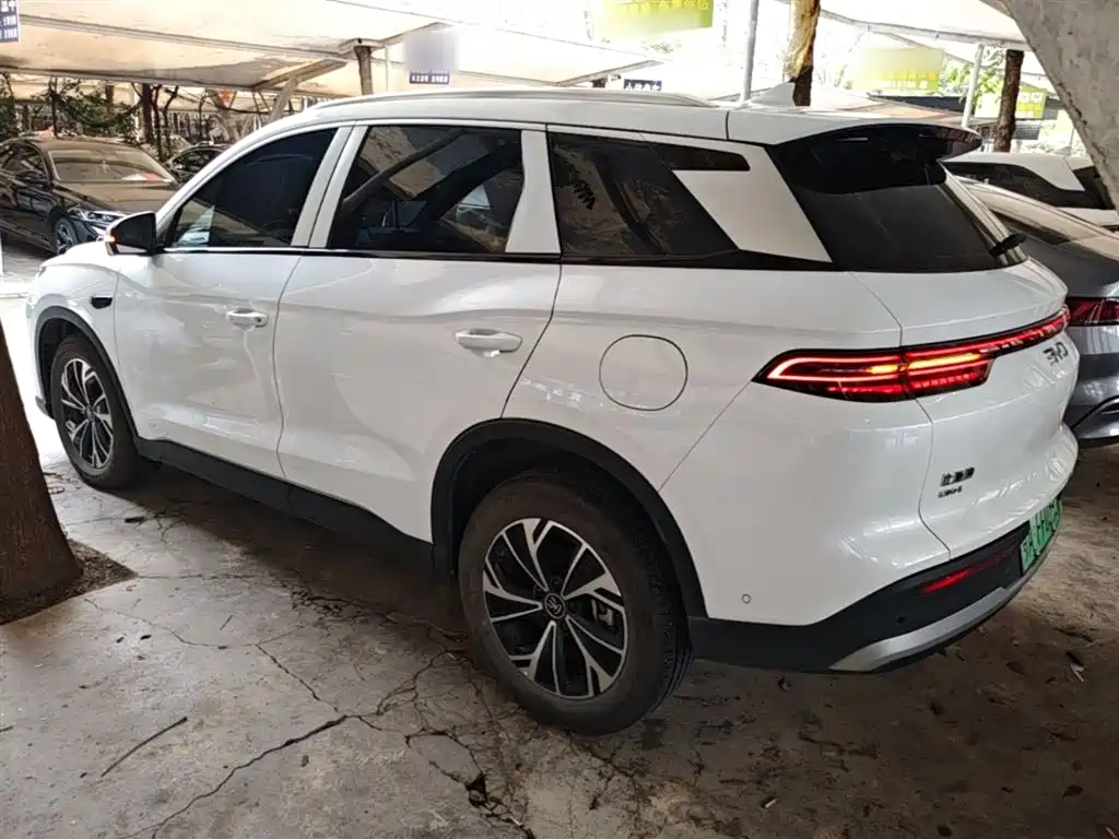 BYD Song Pro New Energy 2025 2nd Generation Smart Drive Edition DM-i 75KM Leading Type фото 5