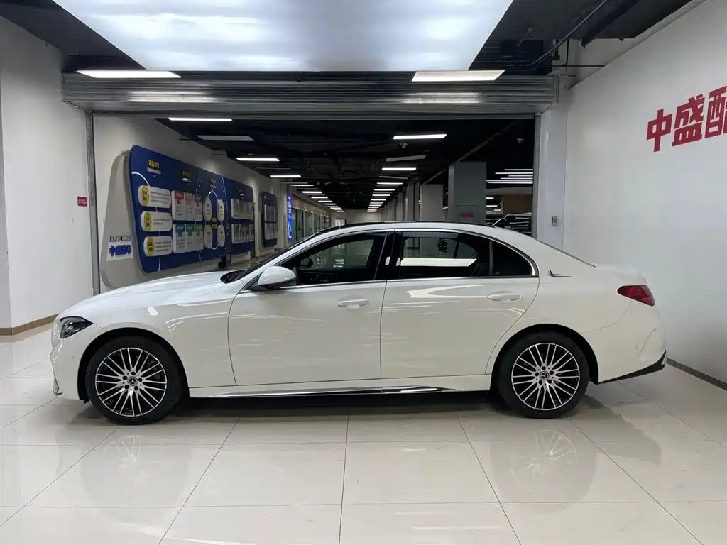 MERCEDES-BENZ CLASS C