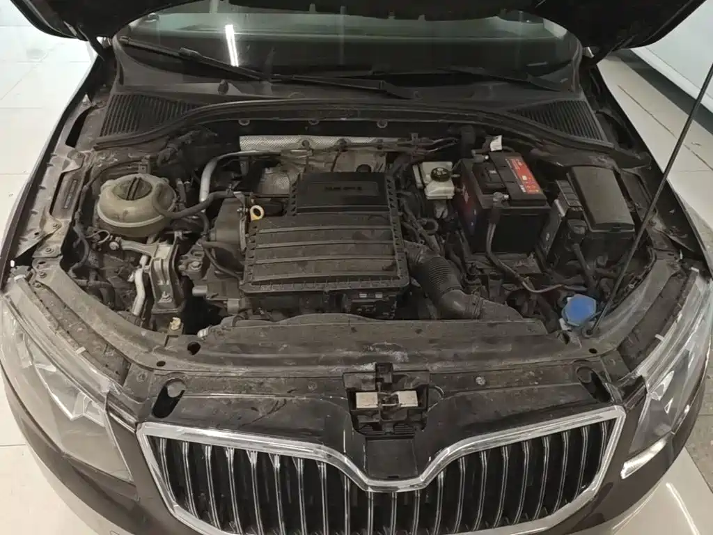 Фото 20 - Škoda Octavia