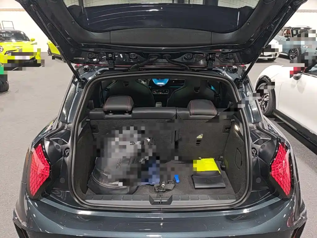 MINI Electric MINI JCW 2025 2025 JOHN COOPER WORKS