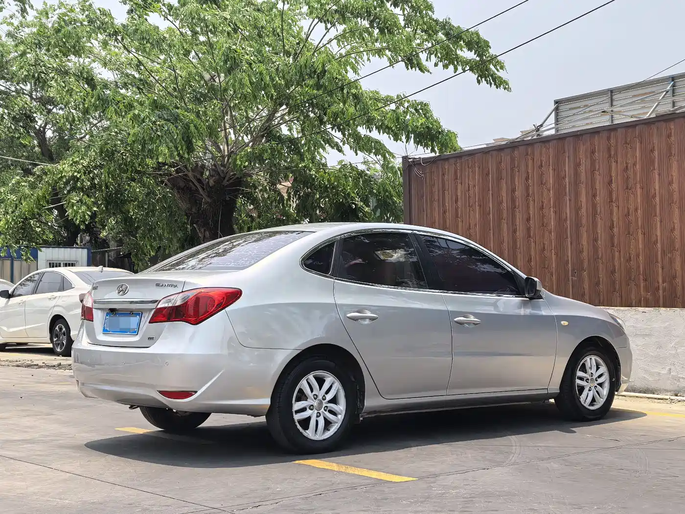 Hyundai Elantra 2011 1.6L Automatic Comfort фото 10