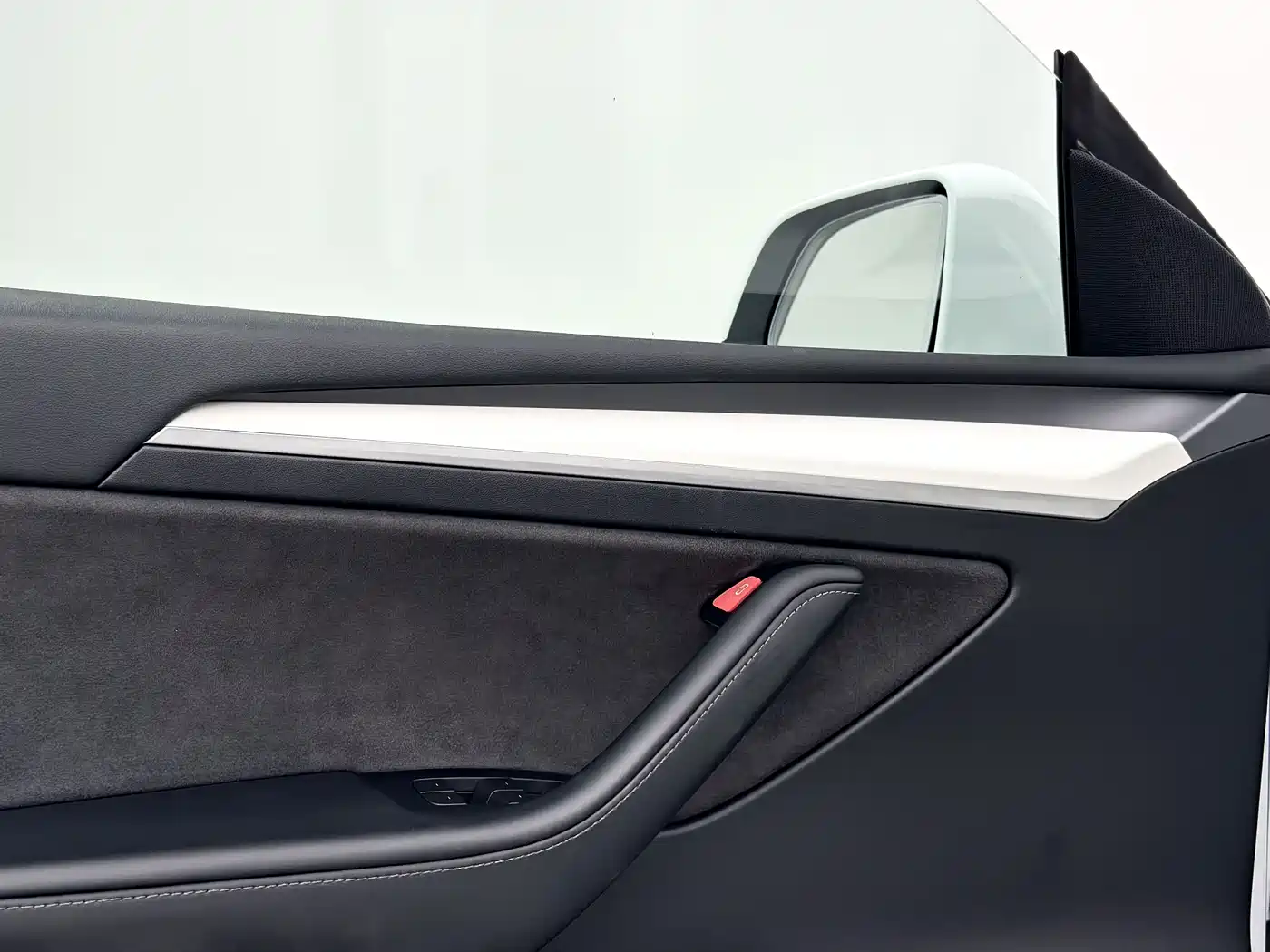 Фото 9 - Tesla Model Y