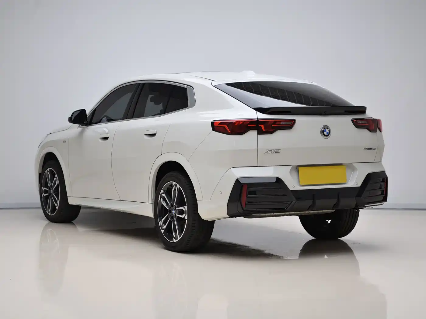 2025 BMW X2 (Import)