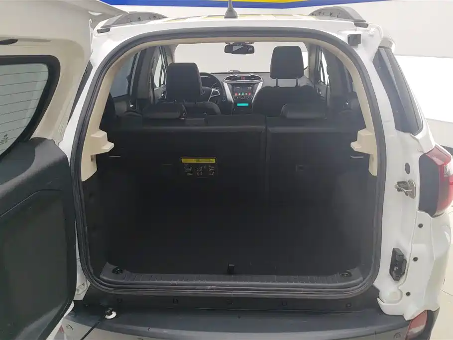 BYD Yuan New Energy 2019 EV360 Smart Connect Premium Edition фото 4