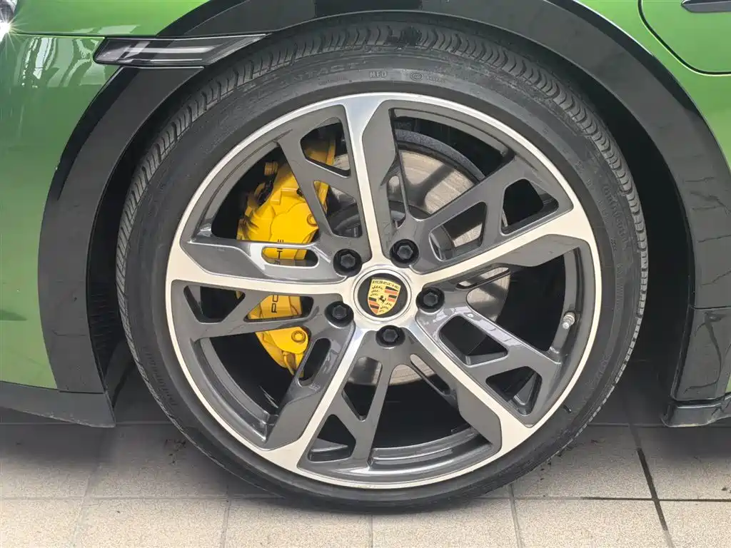 Porsche Taycan 2022 Taycan 4 Cross Turismo фото 29