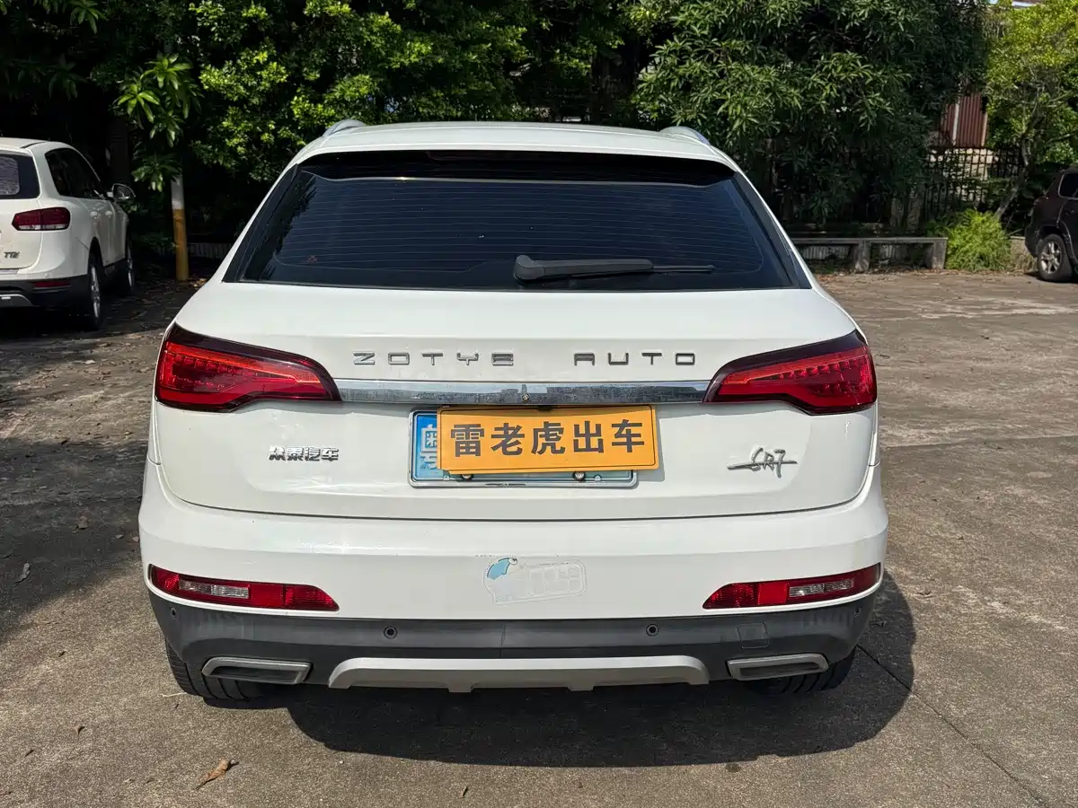 Zotye SR7 2018 2016 1.5T CVT Magic Cube Dream Edition (China V)