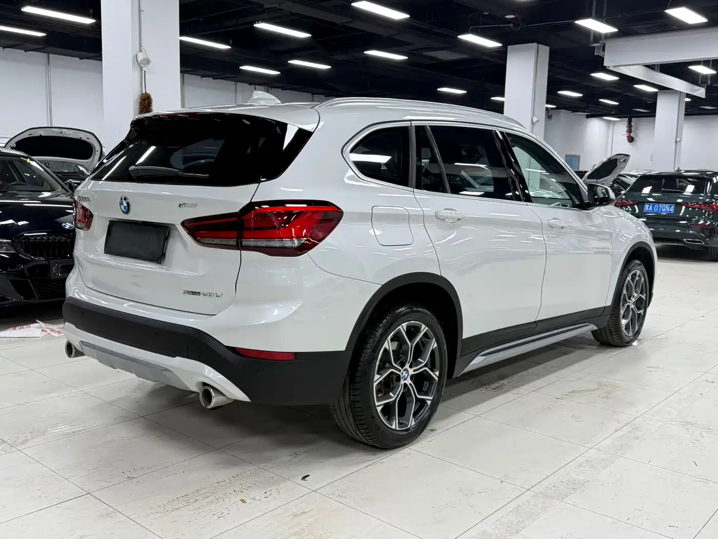 BMW X1 2022 sDrive20Li Premium фото 4
