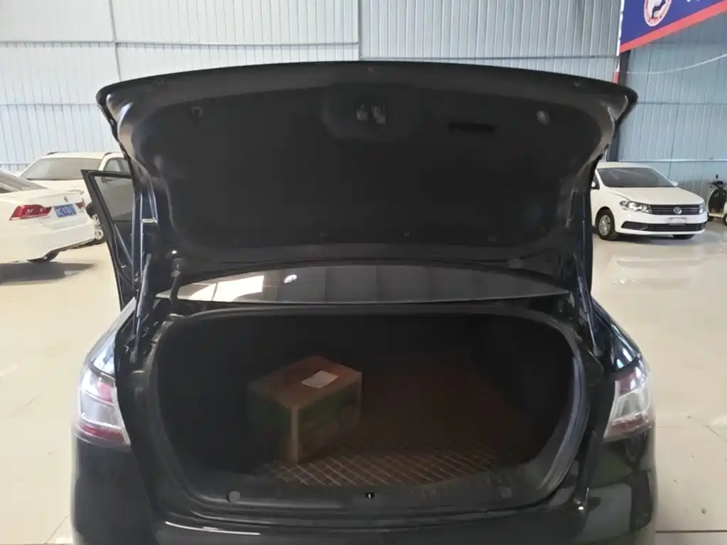 Besturn B90 2015 2014 1.8T Automatic Luxury