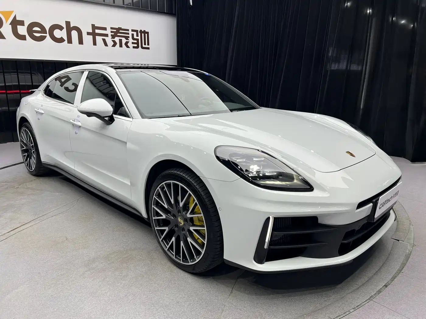 Porsche Panamera 2024 Panamera Executive Long Wheelbase 2.9T фото 5