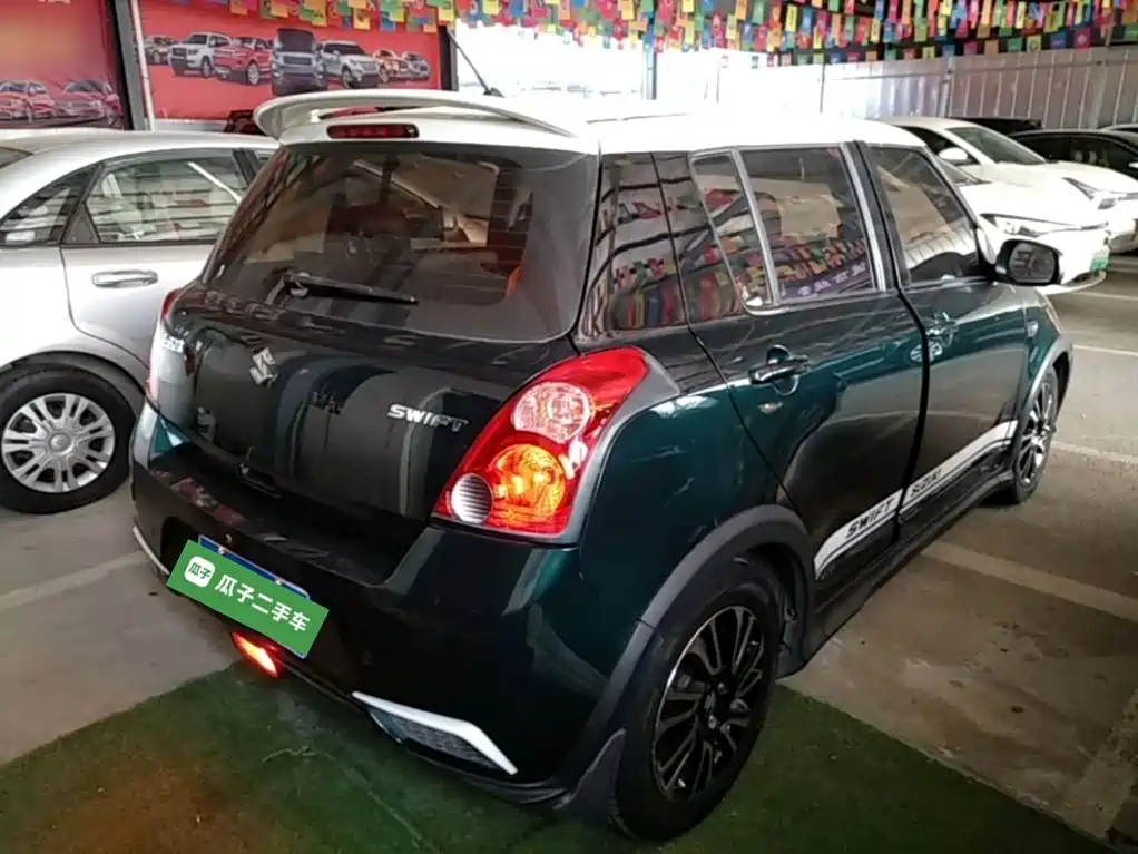 Suzuki Swift 2018 2016 1.5L Automatic Fashion Cool Edition