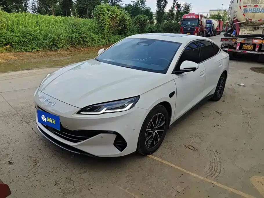 BYD Seal 06 DM-i Touring 2025