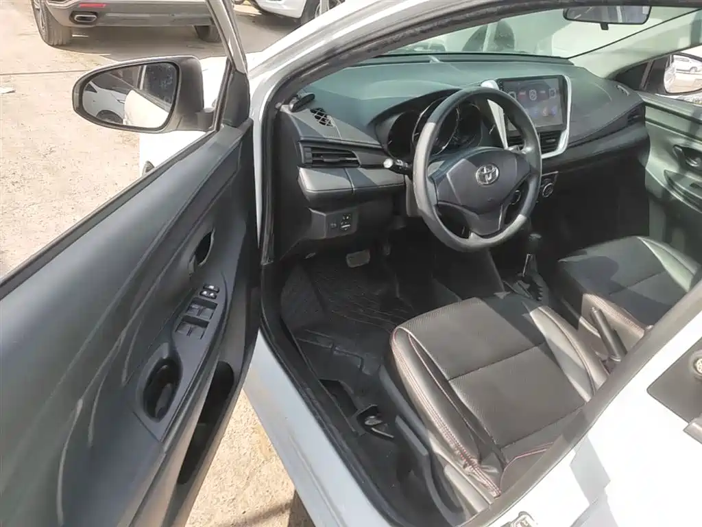 Toyota Vios FS 2017 1.5L CVT Fengchi Edition фото 16