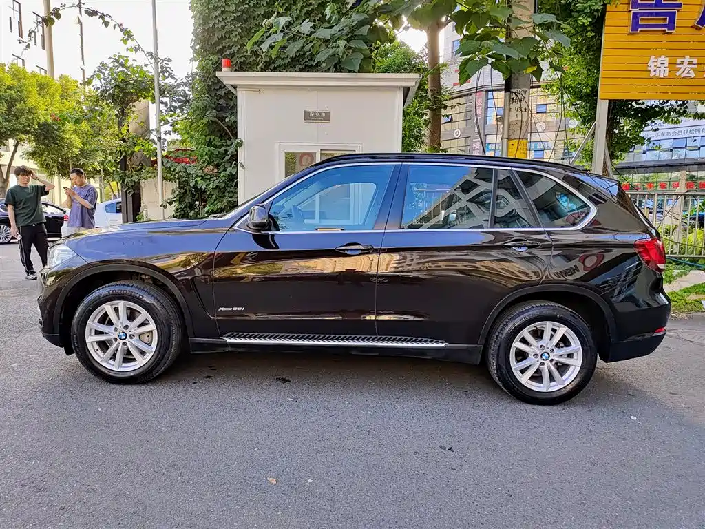 BMW X5 (Import) 2015 xDrive28i фото 3