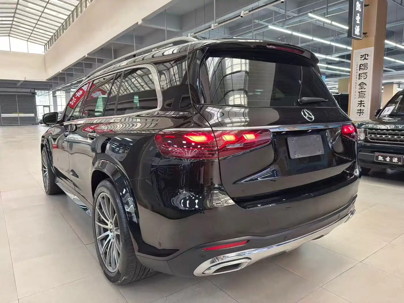 Mercedes-Benz GLS 2024 GLS 450 4MATIC Fashion Edition фото 15
