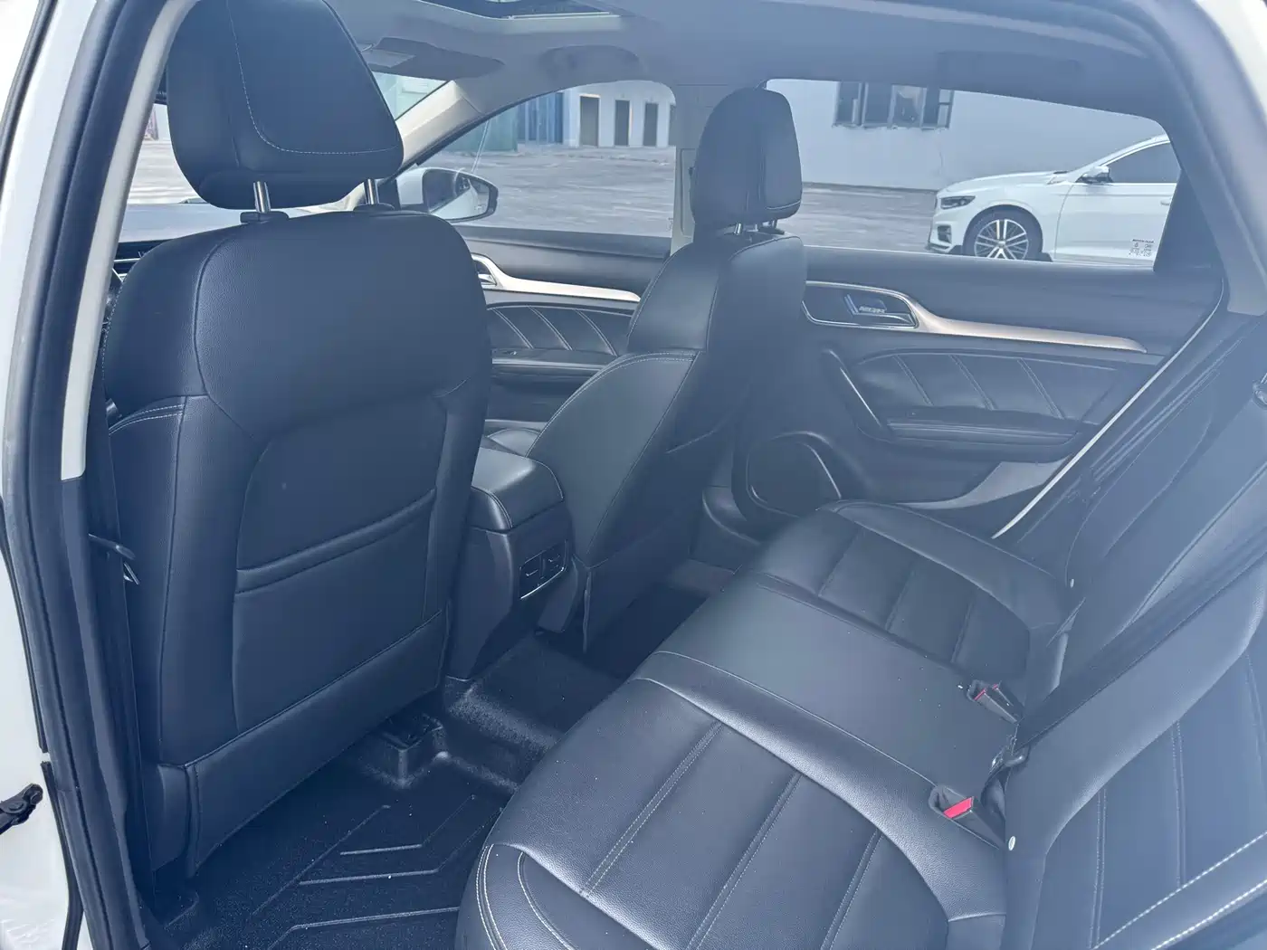 MG MG6 2017 2017 20T Automatic Luxury Smart Connect Version (China V)