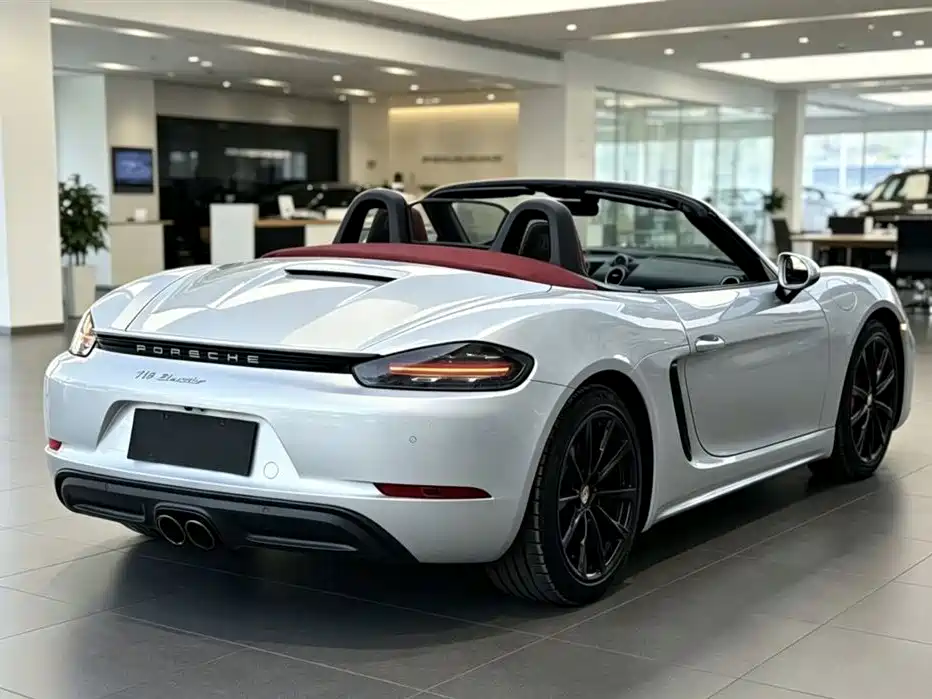 Porsche 718 2016 Boxster 2.0T фото 7