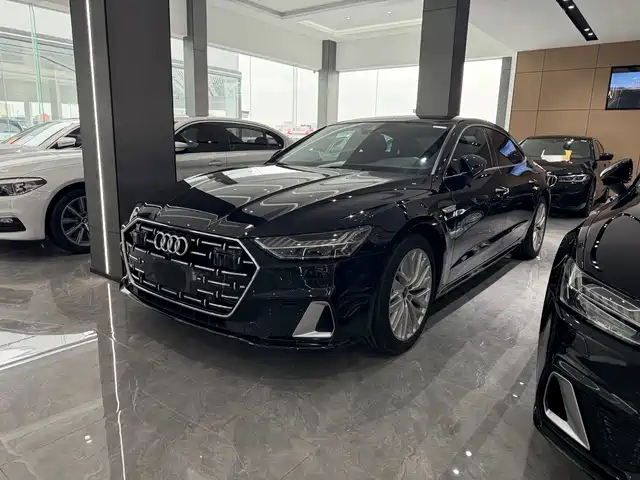 AUDI A7L
