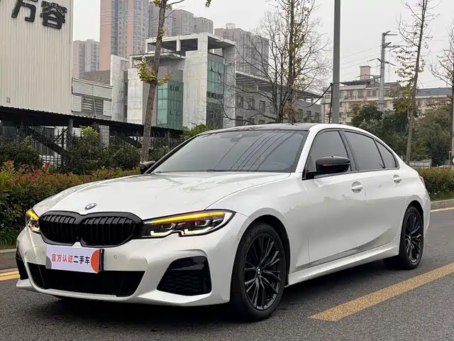 BMW 3 325i, M Чёрный спорт-пакет